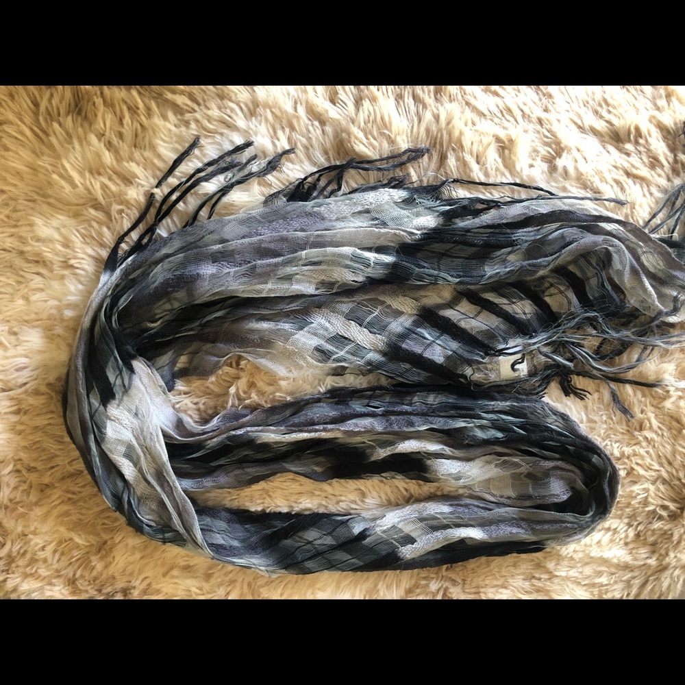 Grey scarf